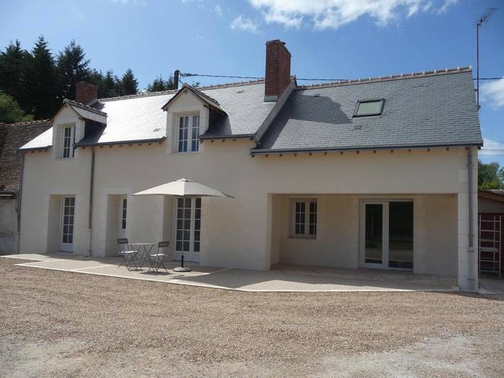 Location de vacances pour 2 personnes, avec jardin ainsi que vue et piscine à Cour-Cheverny - 4