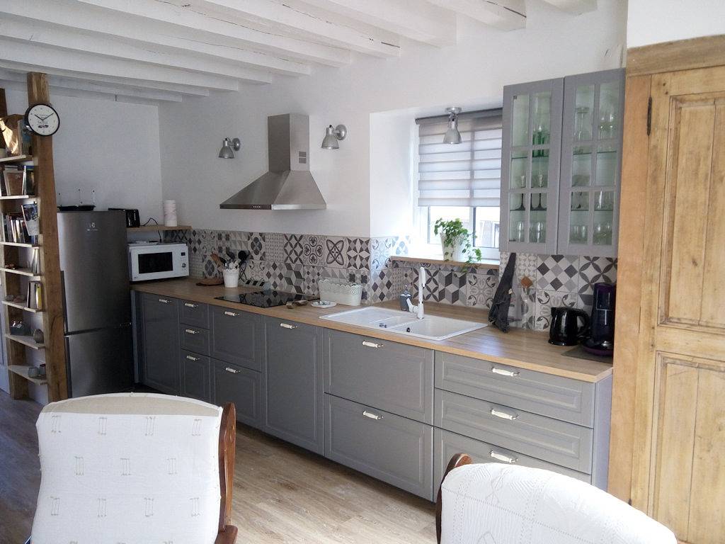 Mini Tribu de Beauval jolie cour, parking in Saint-Aignan, Région de Romorantin-Lanthenay