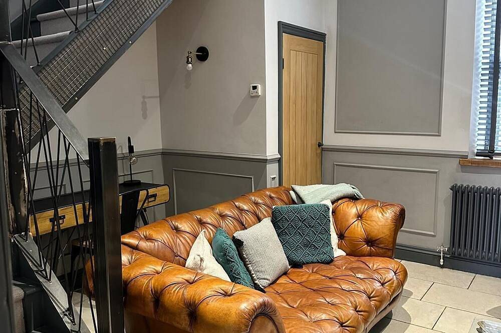 Town centre cottage with hot tub in Morpeth, Northumberland