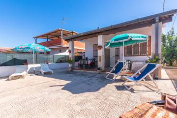 Casa Vacanza per 4 Persone in Villaggio delle Conchiglie, Augusta (comune), Foto 1