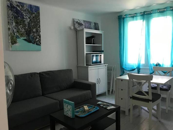 Location de vacances pour 4 personnes, avec vue dans Office De Tourisme De Greoux Les Bains - 2