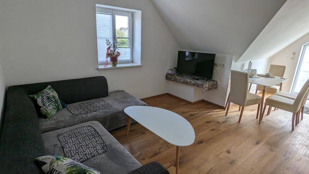 Ganze Wohnung, Ferienwohnung im Thermenland in Fürstenfeld, Steirerland