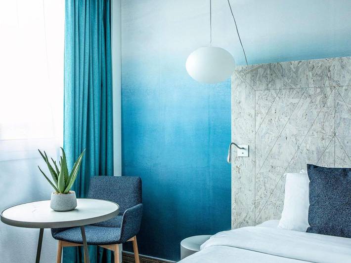 Hôtel pour 2 personnes, avec Terrasse et Vue dans Parc Expo Le Chorus