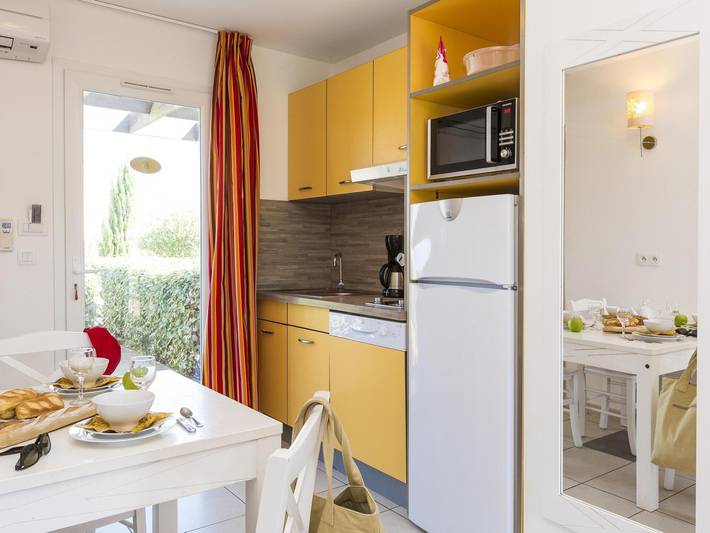 Location de vacances pour 6 personnes, avec terrasse et piscine à Belgodère - 3