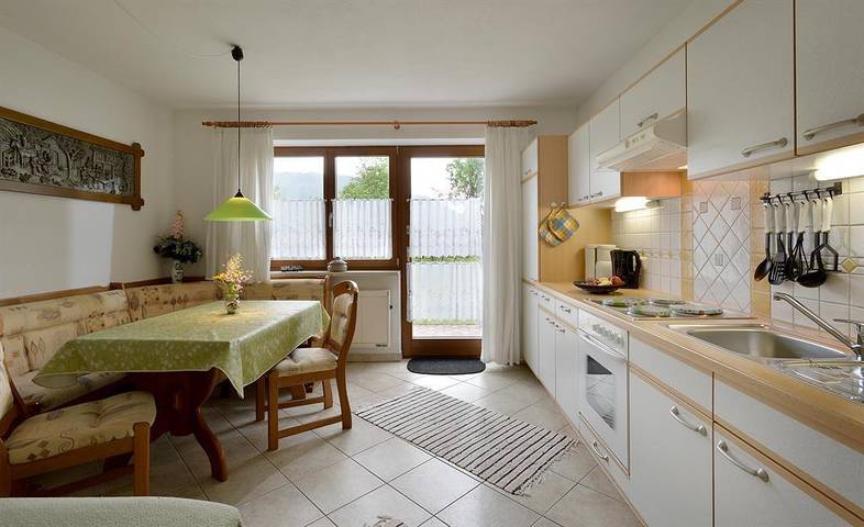 Ganze Ferienwohnung, App."Garten"/1 Schlafraum/Du, Wc in Walchsee, Kaisergebirge
