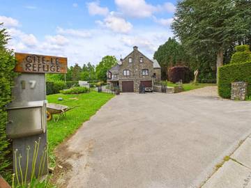 Gîte pour 8 personnes, avec balcon et jardin à Paliseul