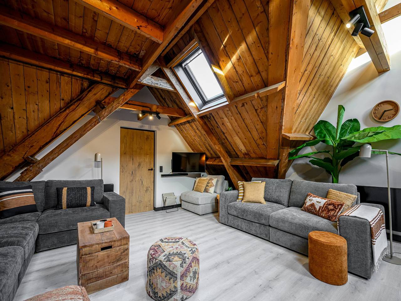 Gruppenhaus mit Sauna in der Nähe von Strand in Julianadorp, Noord-Holland - Nordseeküste