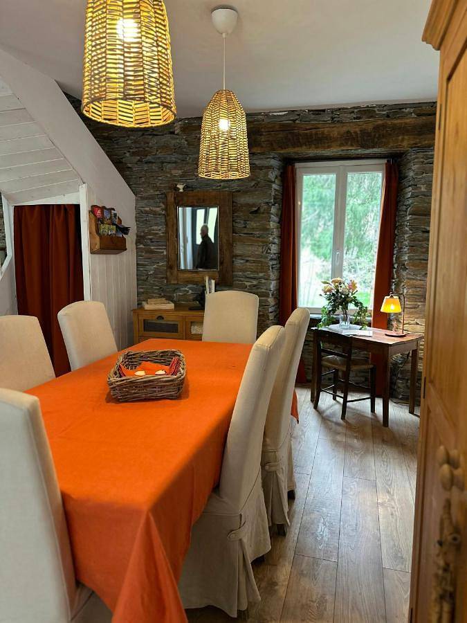 Historic Mill In The Heart Of Black Mountain in Caudebronde, Région de Carcassonne