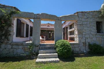 Agriturismo per 4 Persone in Castiadas, Cagliari e Dintorni, Foto 1