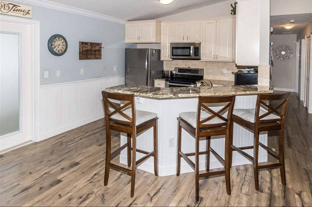 3Br | 2 Bad | Außenküche & Whirlpool | 2 Blocks vom Strand entfernt in Vilano Beach, St. Johns County