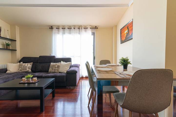 Apartamento para 4 personas, con Terraza y Vistas en Hoznayo