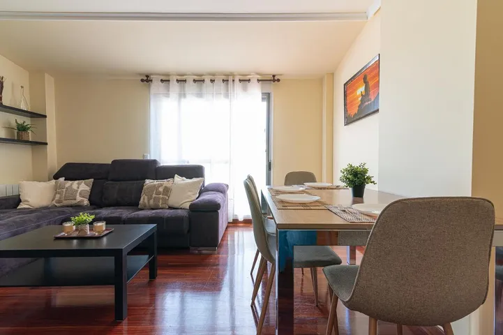 Apartamento de vacaciones para 4 personas, con terraza y vistas - 1