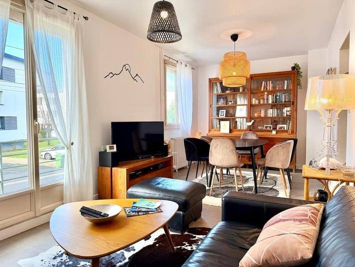 Location de vacances pour 4 personnes, avec terrasse, animaux acceptés à La Chapelle-Saint-Mesmin - 3