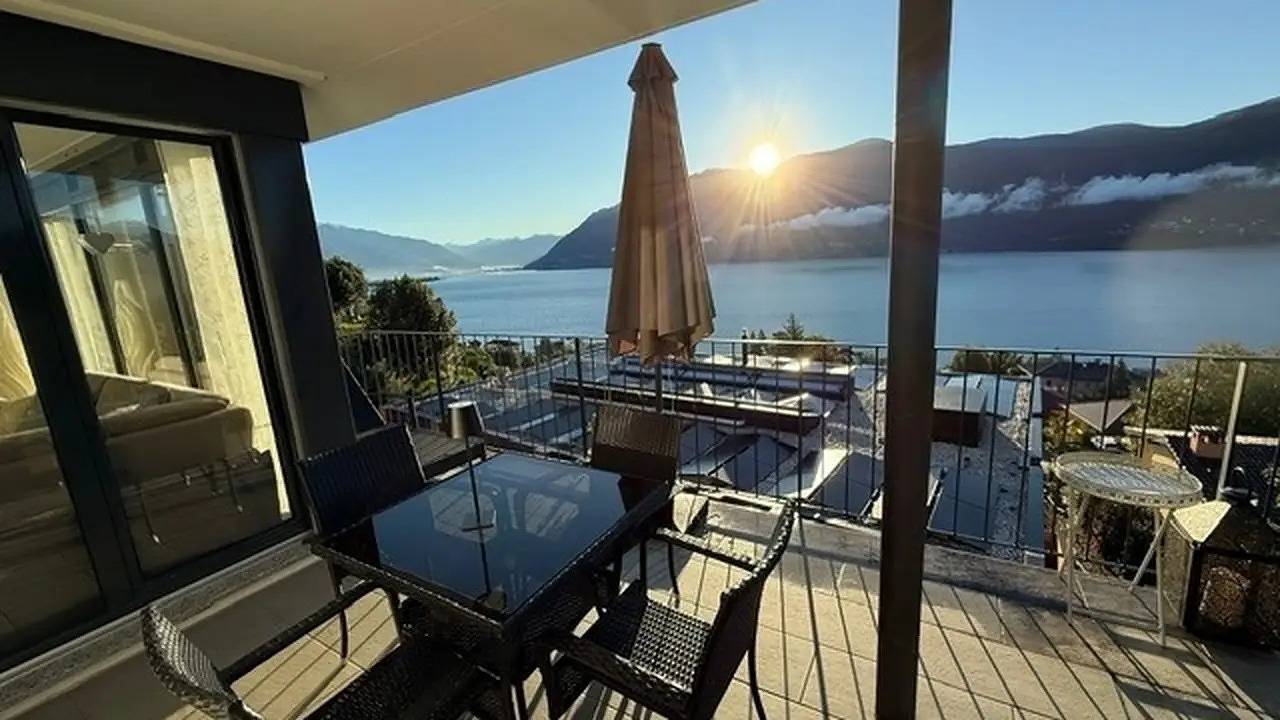 Ganze Ferienwohnung, Ferienwohnung für 4 Personen (100 m²) in Brissago in Porta (Brissago), Brissago