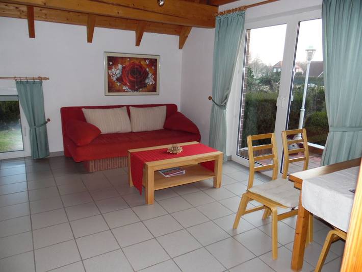 Helena am Badesee,  Ferienhaus - Fehaus, Du/ Wc, 1 Schlafr., 1 Wohn-Schlafr. hinten in Hundestrand (Aurich), Aurich