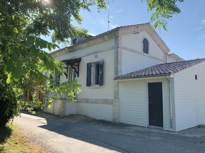 Chambre d’hôte pour 2 personnes, avec jardin ainsi que terrasse et vue à Buzet-sur-Baïse