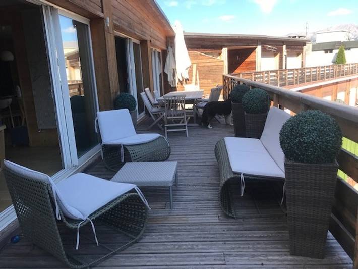 Entire apartment, Pra-Loup: Spacious apartment for 10, south terrace, prime location in Pra-Loup, Uvernet-Fours
