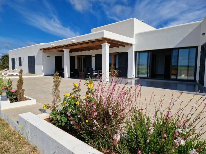 Casa rural para 6 personas, con jardín y piscina para niños además de vistas y piscina en El Pilar de la Mola - 3