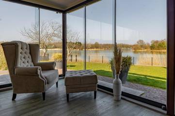 Maison de campagne pour 4 personnes, avec vue sur le lac et jardin, animaux acceptés dans Erm
