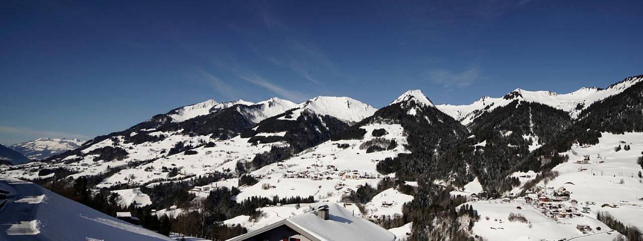 Ferienwohnung für 5 Personen, mit Ausblick und Garten in Raggal - 2