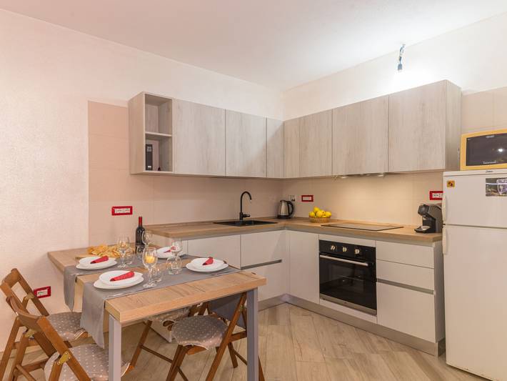 Ferienwohnung für 2 Personen, mit Terrasse und Garten in Siniscola - 3