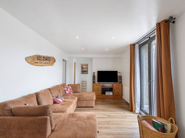 Ganze Wohnung, Komfortabler Bergurlaub in Formiguères: 4 Schlafzimmer, 9 Min. zur Piste, private Terrasse! in Formiguères, Parc naturel régional des Pyrénées catalanes