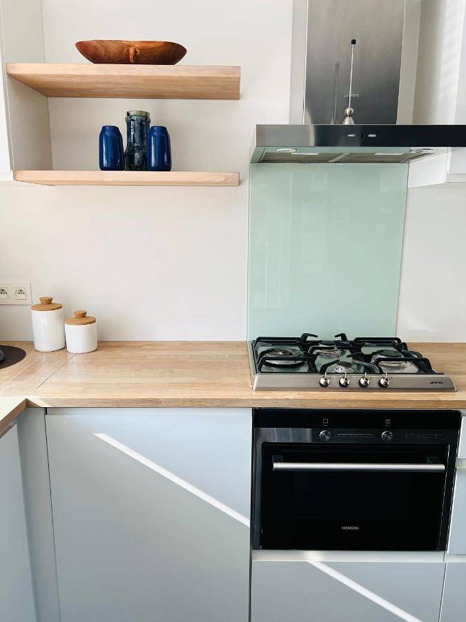 Two-Bedroom House in Maaseik, Belgisch-Limburg
