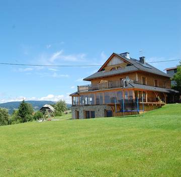 Chambre d’hôte pour 30 personnes, avec vue ainsi que sauna et jardin, animaux acceptés dans Silésie