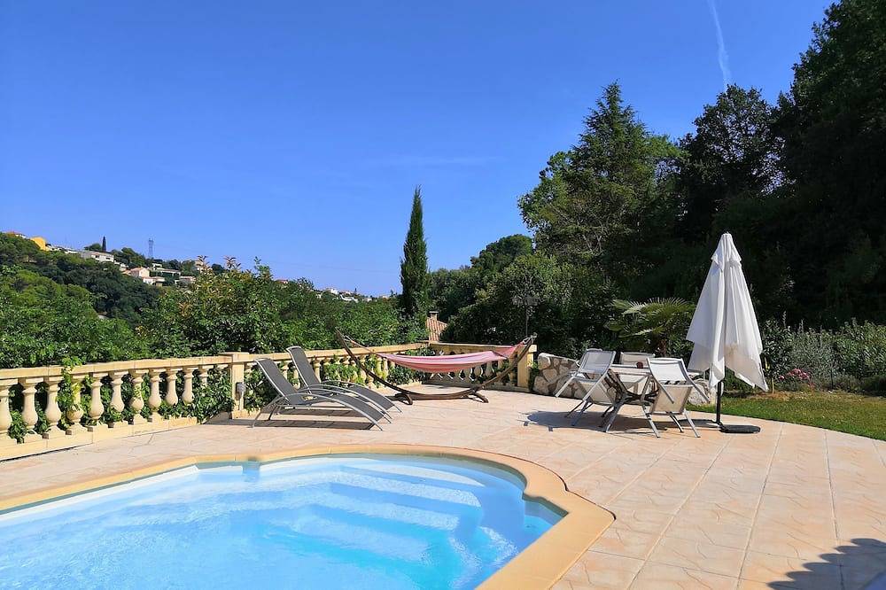 Ganze Wohnung, Neues Studio mit privatem Pool 5 Minuten vom Strand entfernt in Cagnes-sur-Mer, Cannes und Umgebung