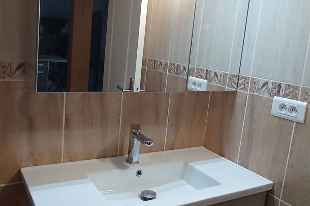 Spacious duplex historic center in Murviel-lès-Béziers, Region de Béziers