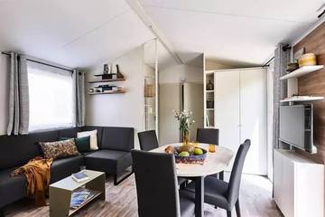 Camping pour 6 Personnes dans La Faute-sur-Mer, Vendée, Photo 4