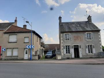 Cottage pour 4 personnes, avec vue et jardin à Dompierre-sur-Besbre