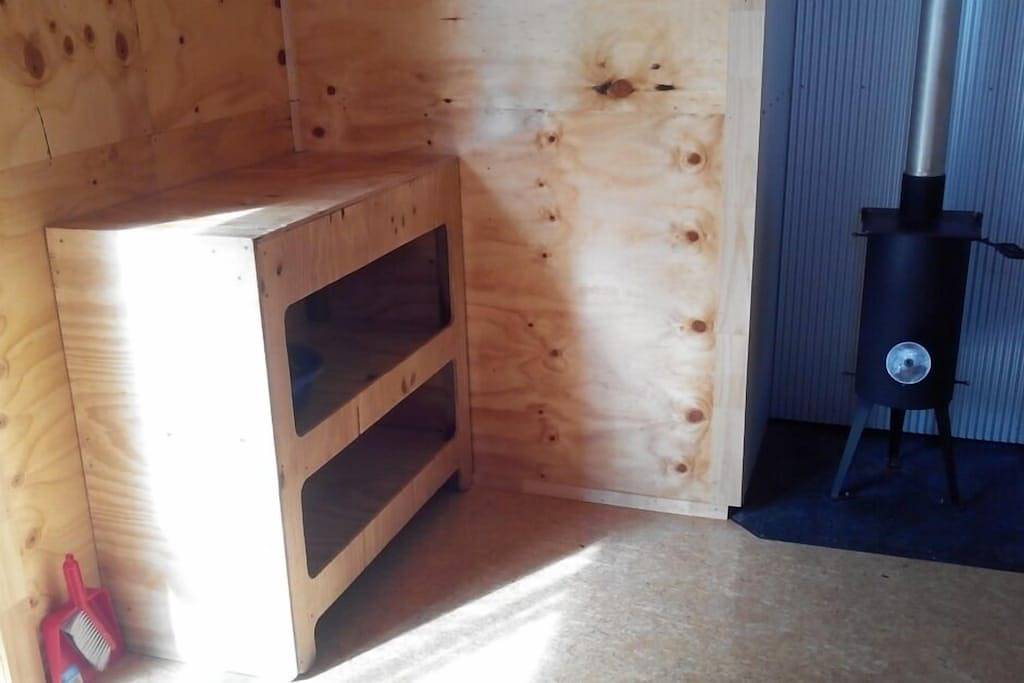 Das Tal des Ahaura River ist nur einen kurzen Spaziergang von Bach entfernt in West Coast (Neuseeland)