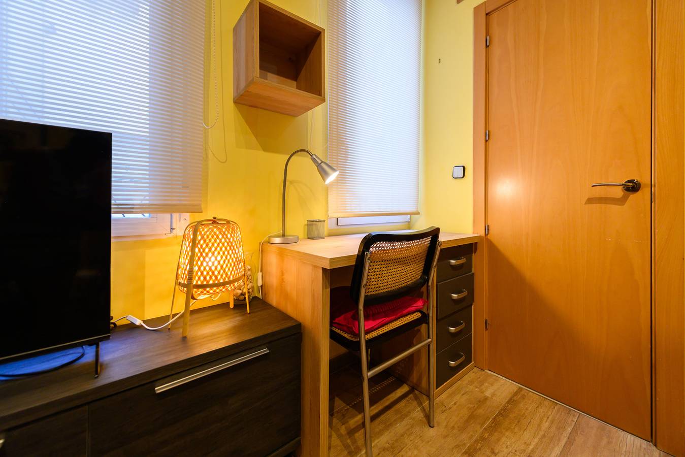 Estudio entero, M (Zui33) Encantadora vivienda a pocos minutos del in Centro (Madrid), Madrid