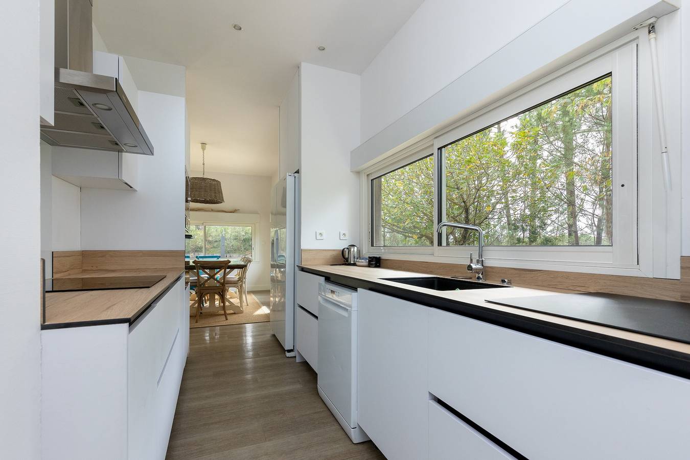 Villa 'Pin Bleu' in Meeresnähe mit Pool und Wlan in Moliets-et-Maa, Côte d’Argent