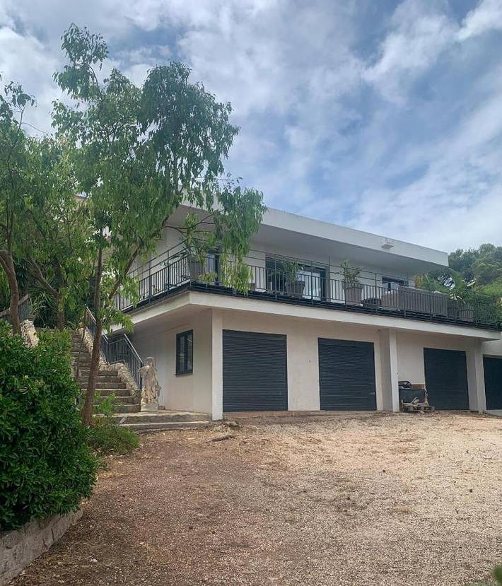 Location de vacances pour 4 personnes, avec jardin et vue dans Plage Fabrégas - 2