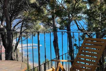 Villa pour 6 personnes, avec balcon et jardin, animaux acceptés à Imperia
