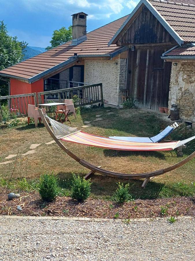Chambre d’hôte pour 2 personnes, avec vue et terrasse, animaux acceptés dans Parc naturel régional du Doubs Horloger - 3