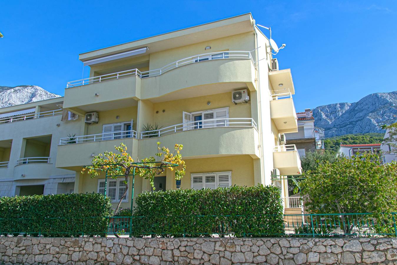 Ganze Wohnung, Studio Appartement mit Balkon Tucepi, Makarska As-19857-a in Tucepi, Makarska Riviera