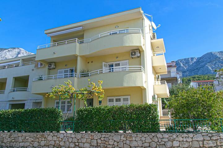 Ferienwohnung für 6 Personen, mit Balkon/Terrasse in Tucepi - 3