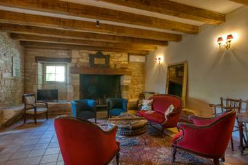 Gîte pour 6 personnes, avec jardin et bassin pour enfant à Mayac