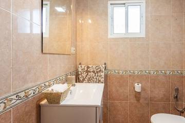 Chalet para 4 Personas en Cártama, Provincia de Málaga, Foto 3