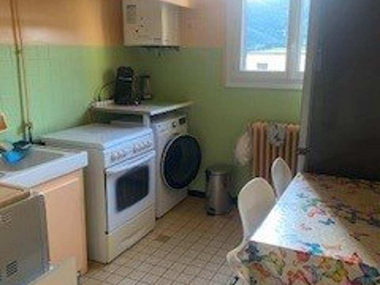 Ganze Wohnung, Gemütliche F2 Wohnung mit Terrasse, Parkplatz und Wlan - Nahe Stadtzentrum und Thermen in Montbolo, Céret und Umgebung