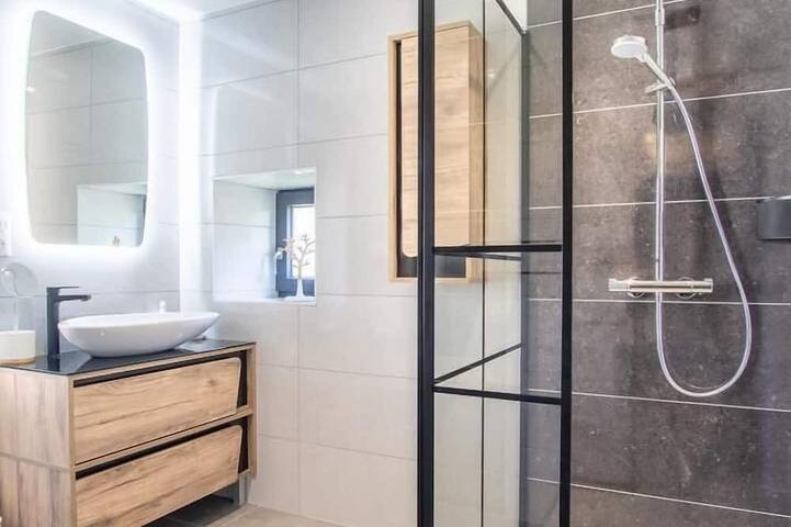 Location de vacances pour 4 personnes, avec terrasse dans Nances - 2