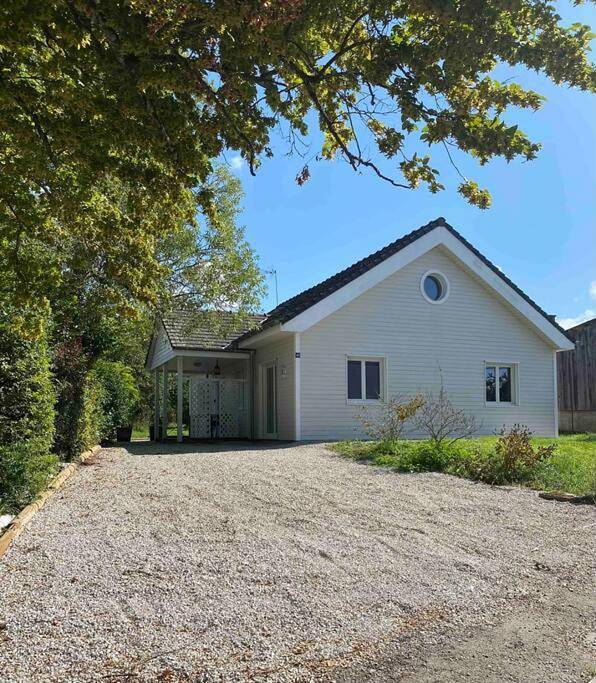 Maison de vacances pour 4 personnes, avec terrasse et jardin, animaux acceptés