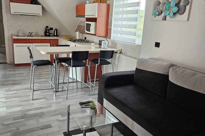 Ferienwohnung für 5 Personen, mit Garten in Balatonakali