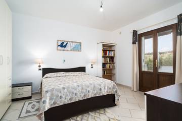Gîte pour 4 personnes, avec jardin et balcon dans Orosei