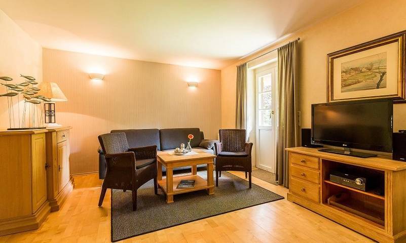 Ferienhaus für 4 Personen, mit Garten in Ahrenshoop - 2