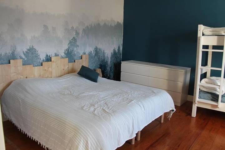 Location de vacances pour 7 personnes, avec terrasse et jardin à Guchan - 2