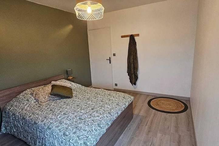 Location de vacances pour 6 personnes, animaux acceptés à Signy-l'Abbaye - 2